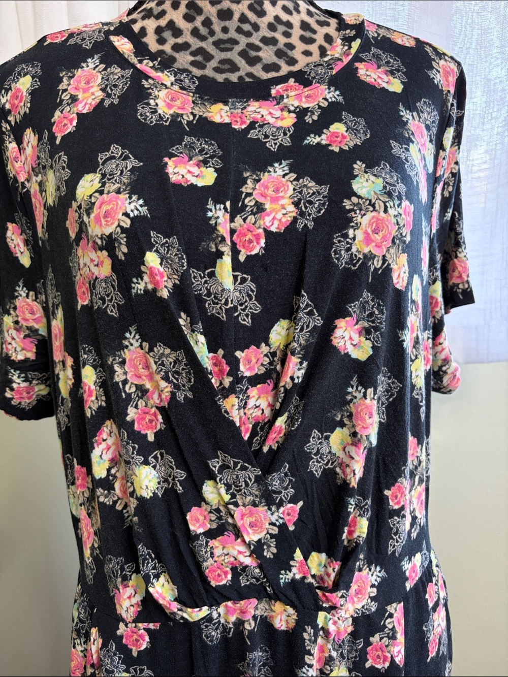 Torrid Super Soft Skater Dress Size 2 (18/20) Black Pink Yellow Rose Floral - Picture 5 of 10